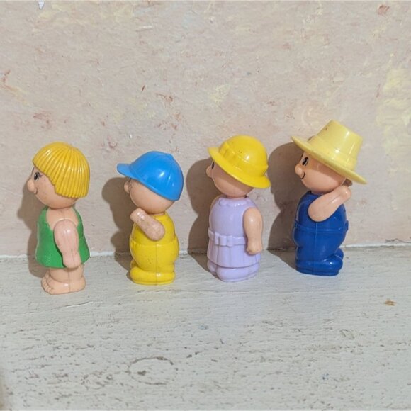 Blue Box My Happy Town Happy Folks Figures 4-Piece Set 3" - Picture 3 of 8